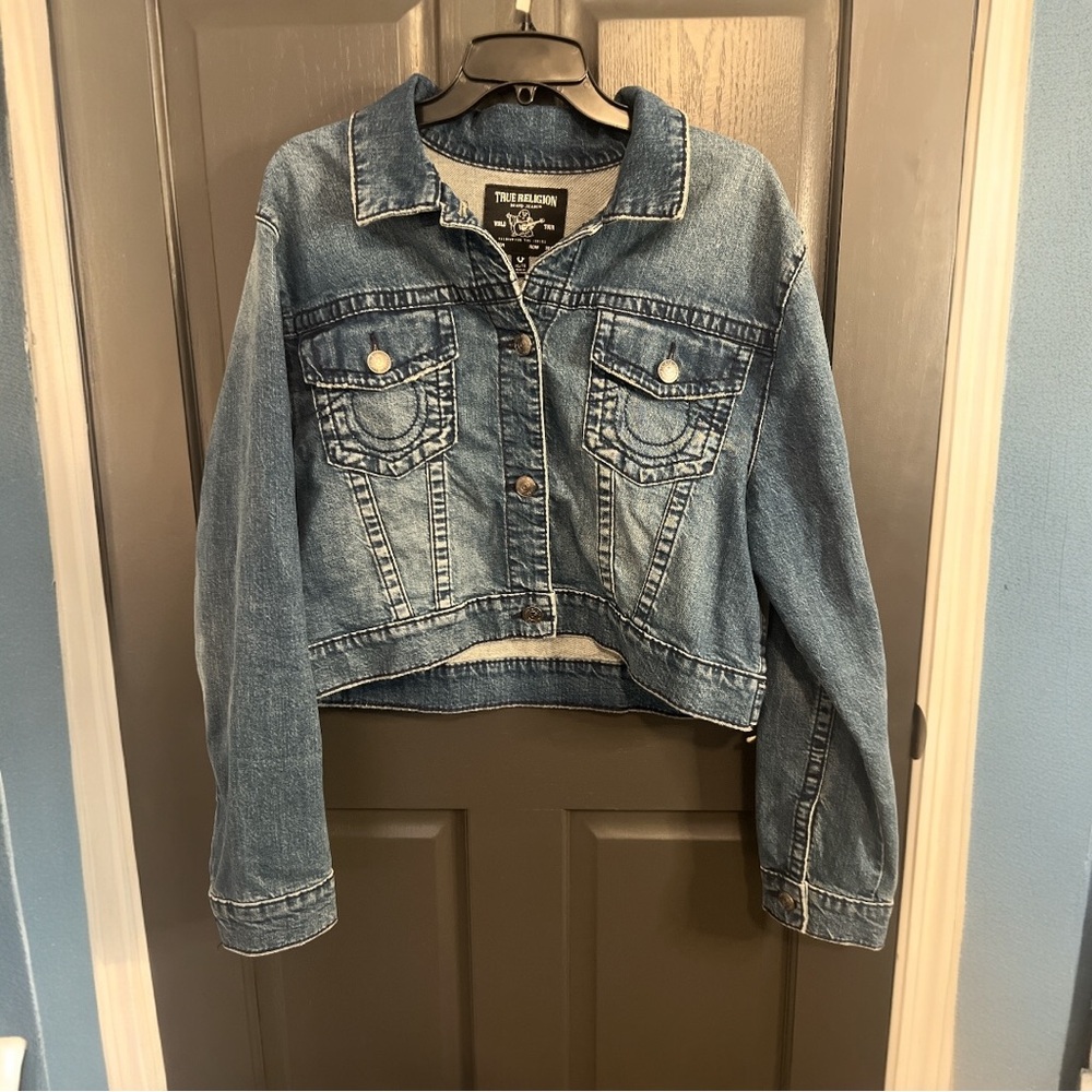 True Religion Women’s Semi Cropped Denim Jacket Like New size XL